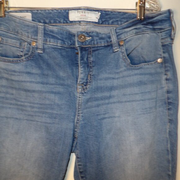 Torrid Mid Rise Slim Boot Cut Jeans Sz 12S - Picture 2 of 6